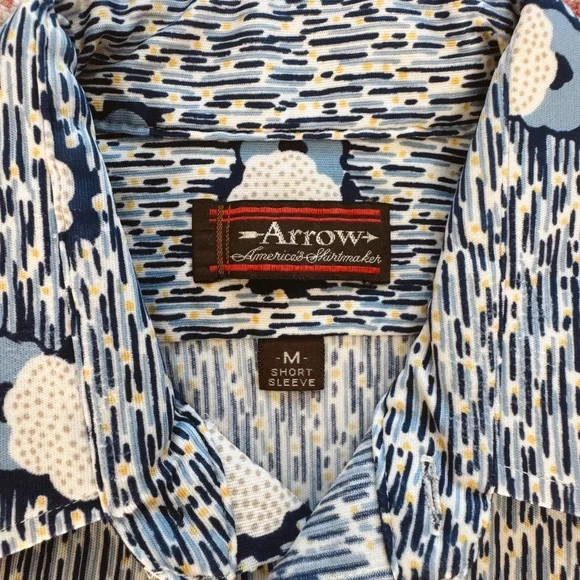 Men’s Vintage Blue Cloud-Print Short-Sleeve Camp Shirt - Picture 3 of 3